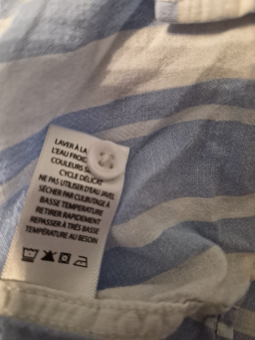 Lola River Light Blue & White Vertical Stripe Button-Up Shirt Medium - Picture 9 of 10